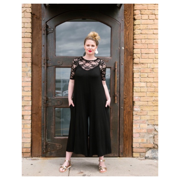 🎴 Fitted Lace Tee Black XL Agnes & Dora - Picture 2 of 8